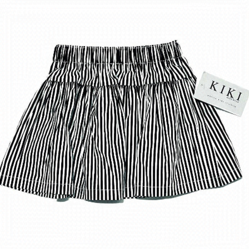 𝅺KIKI B&W Vertical Striped Swing Skirt